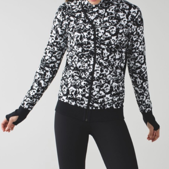 lululemon athletica Jackets & Blazers - Lululemon Cozy Cuddle Up Jacket Fleur Sombre White